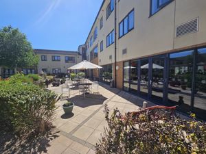 Photo 27- click for photo gallery